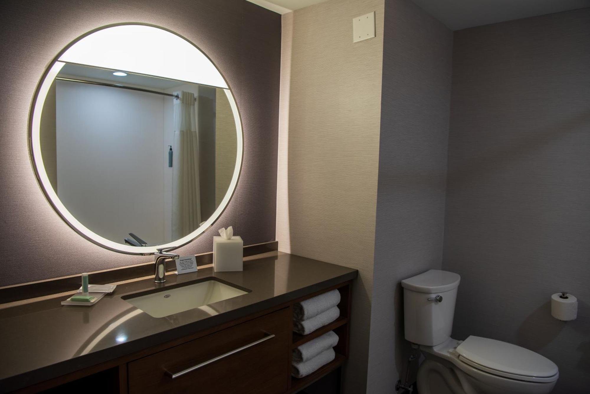 Courtyard By Marriott Lake City Exteriör bild