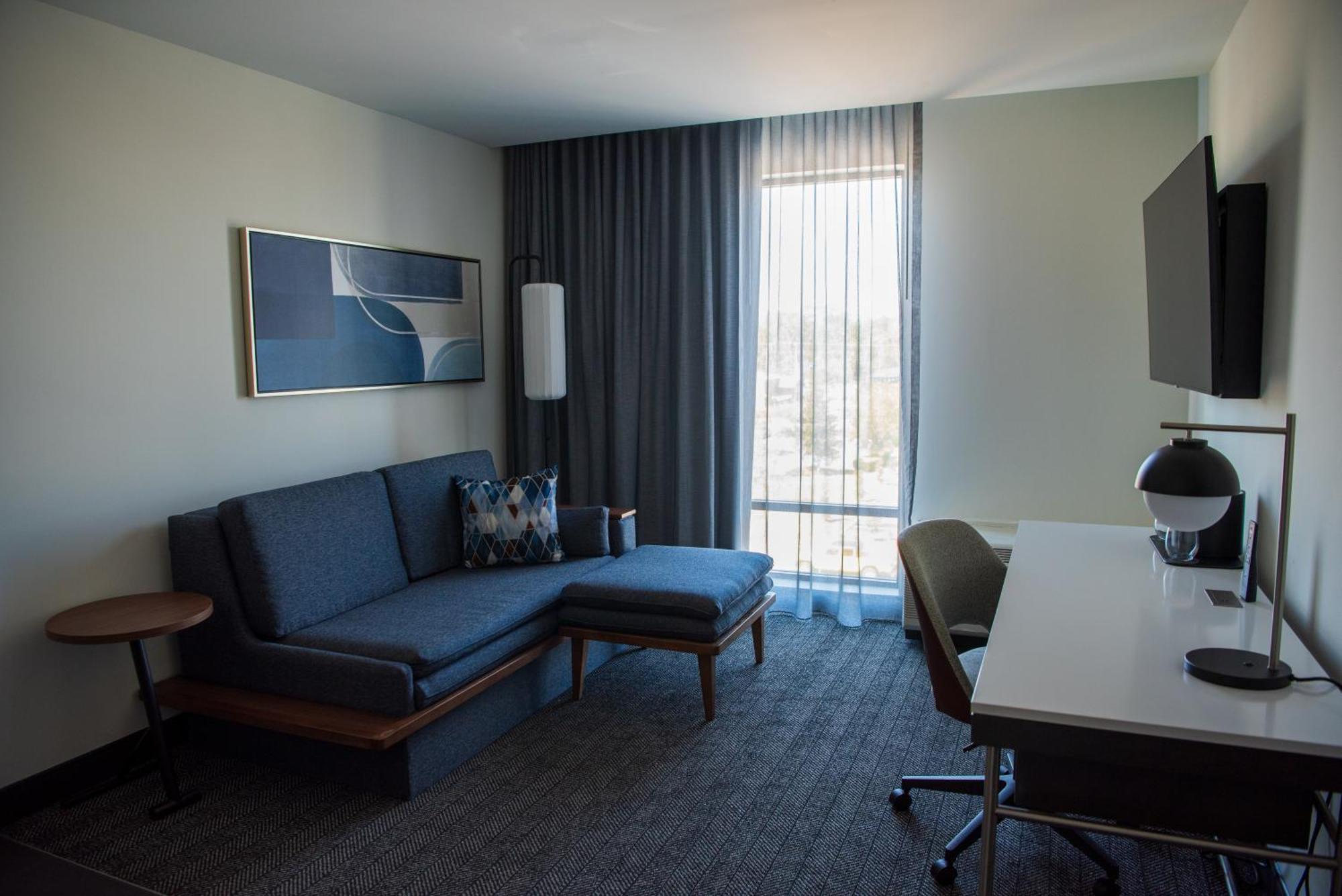Courtyard By Marriott Lake City Exteriör bild