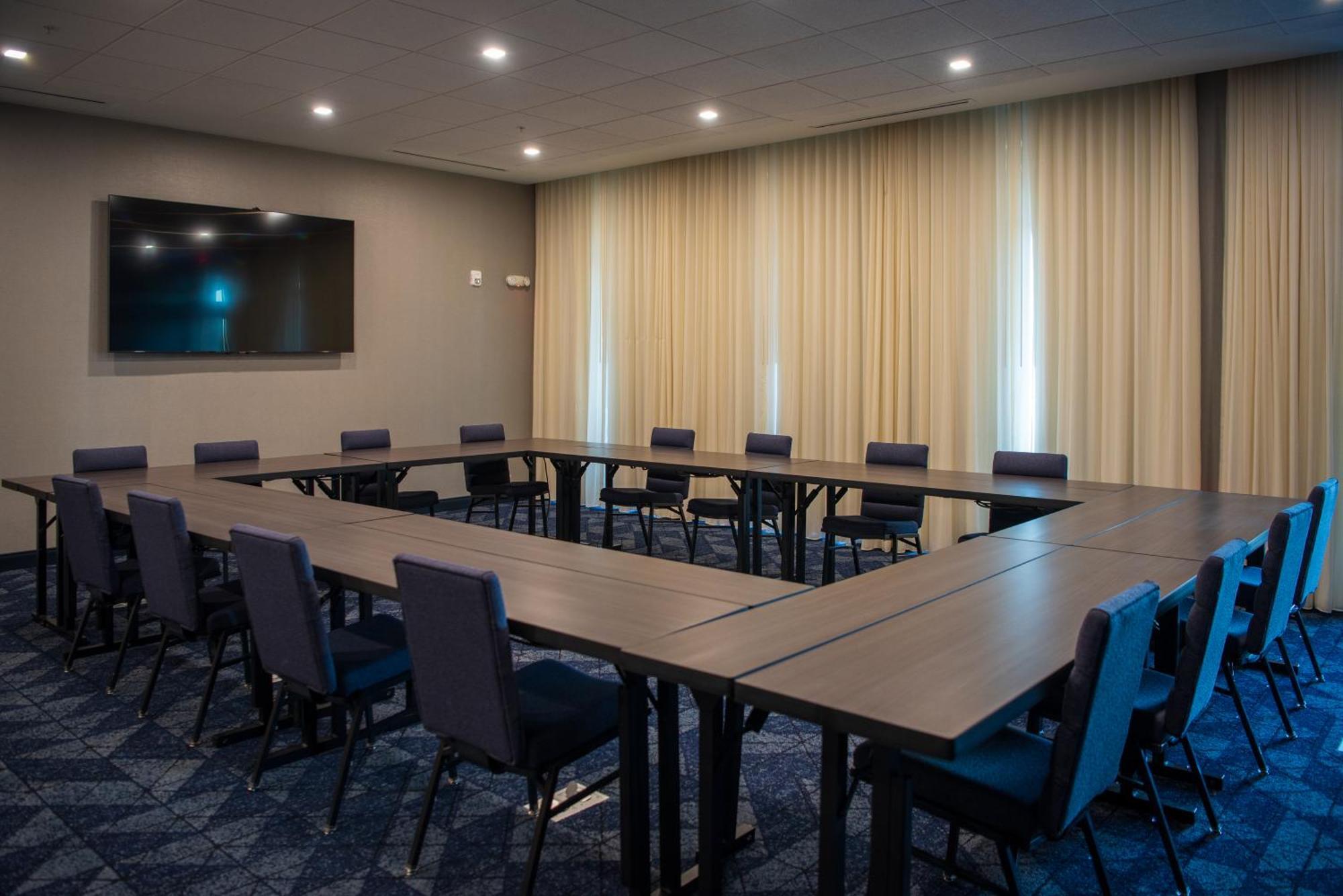 Courtyard By Marriott Lake City Exteriör bild