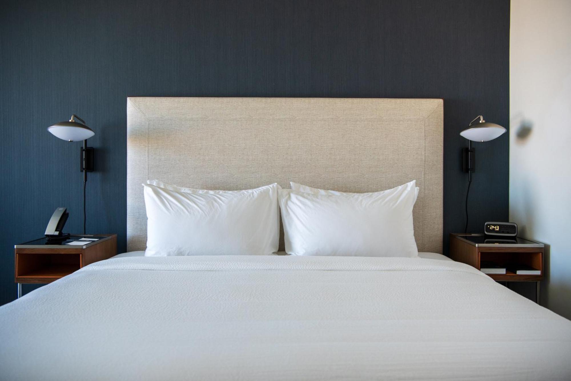 Courtyard By Marriott Lake City Exteriör bild