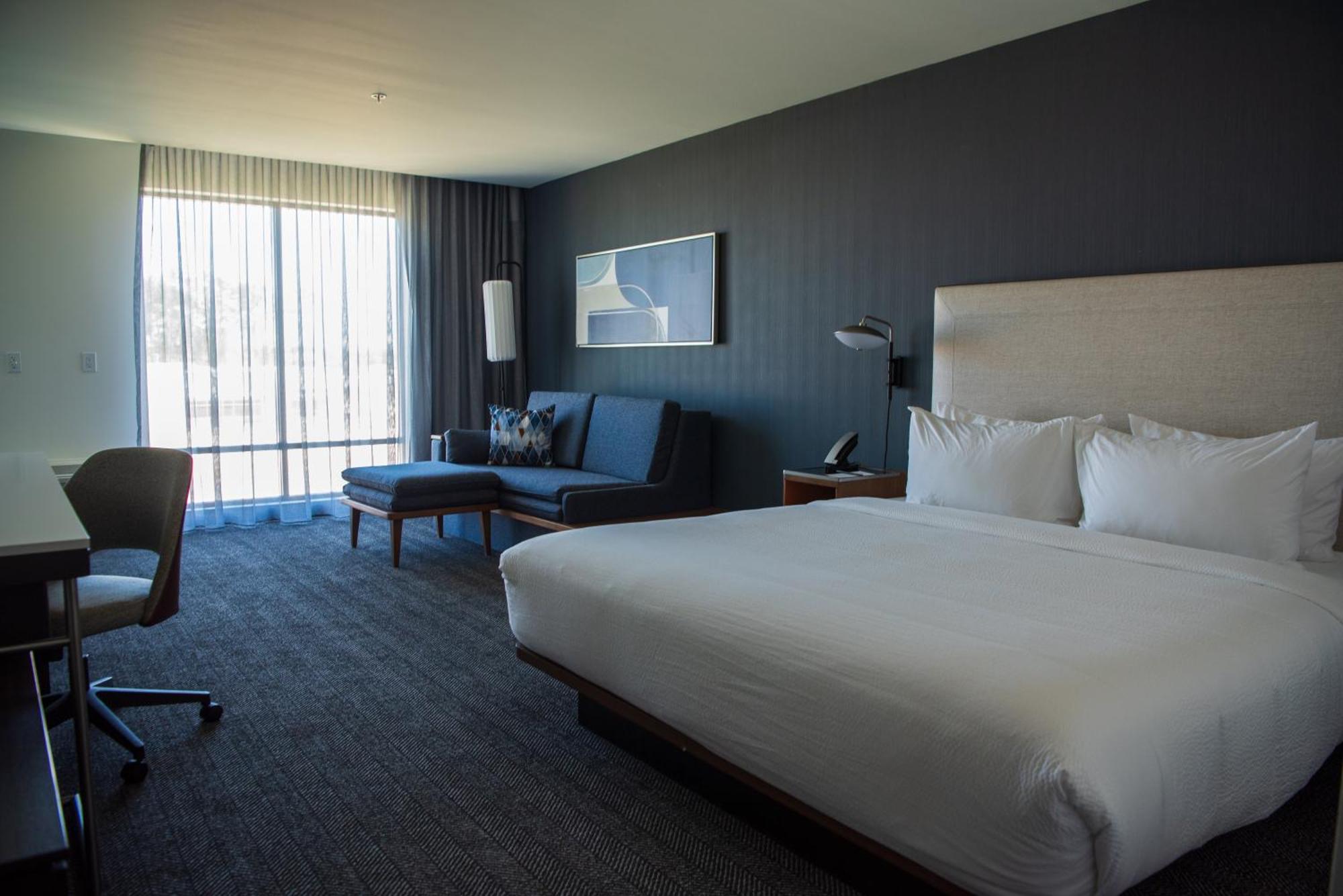 Courtyard By Marriott Lake City Exteriör bild