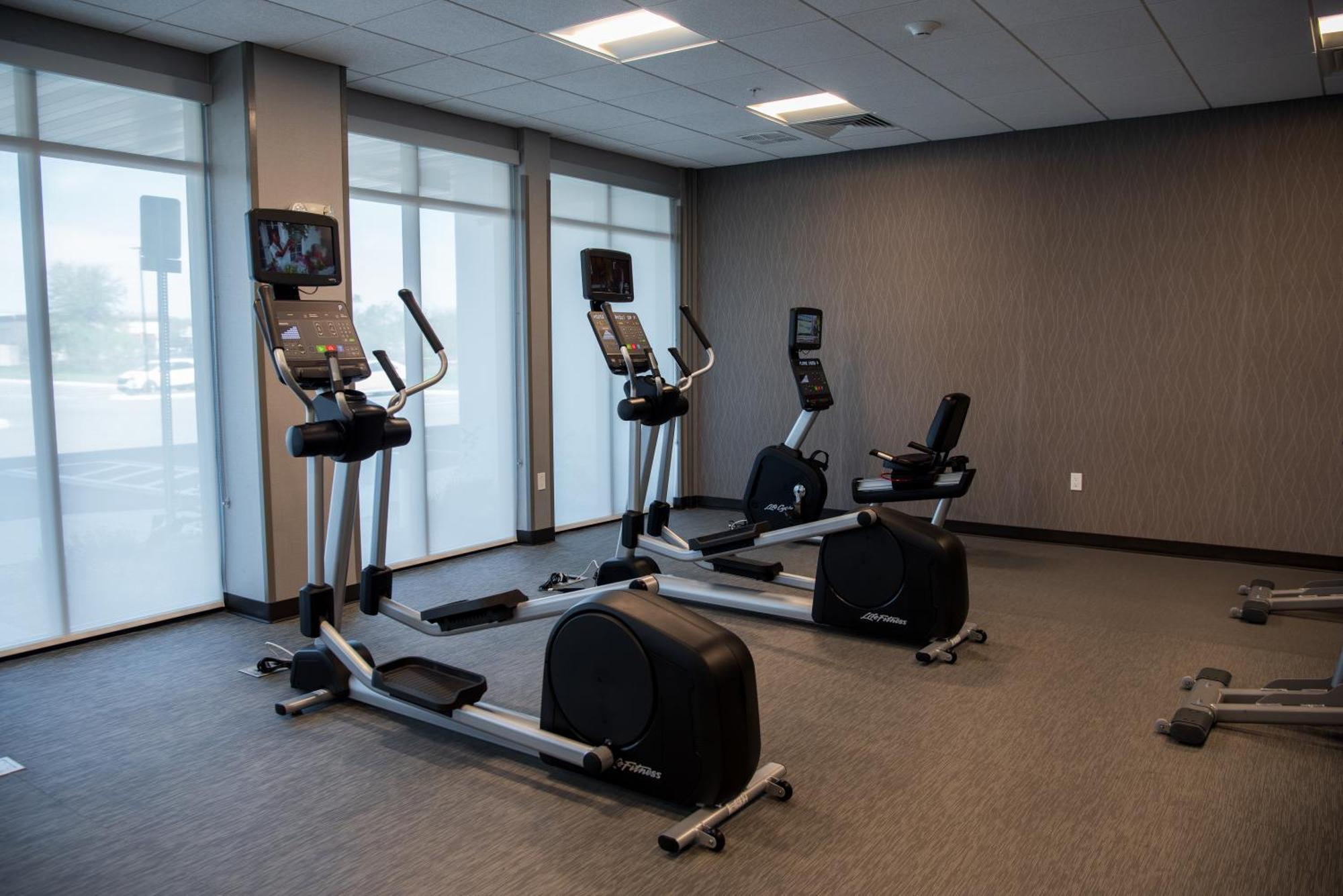 Courtyard By Marriott Lake City Exteriör bild
