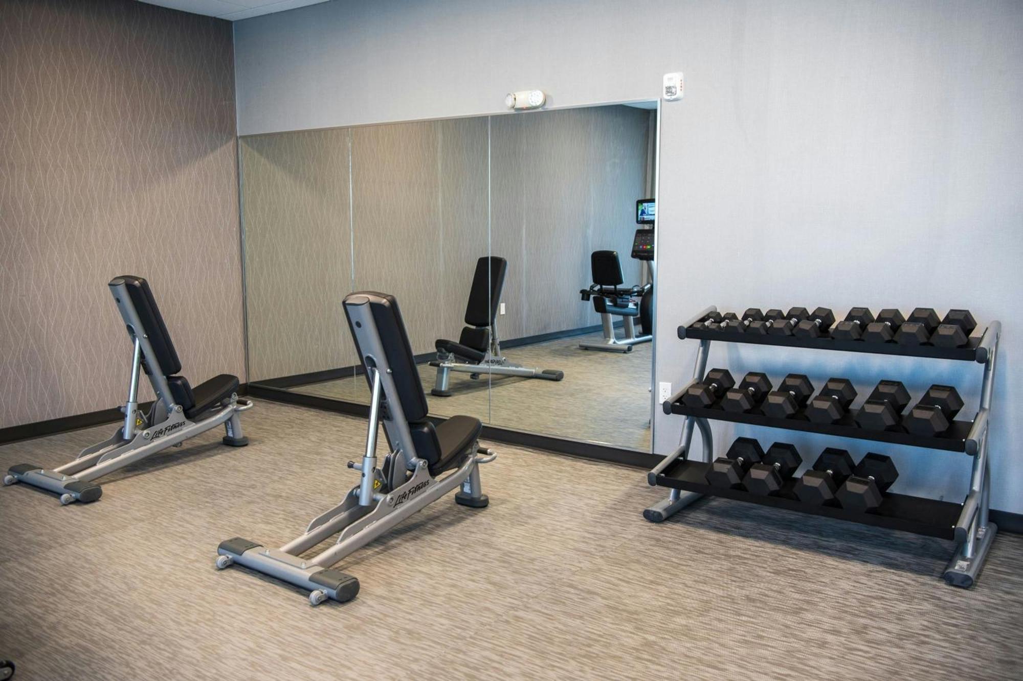 Courtyard By Marriott Lake City Exteriör bild